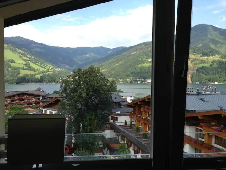 Lake View Appartment In Zell-Am-See City Centre ツェル アム ゼー エクステリア 写真